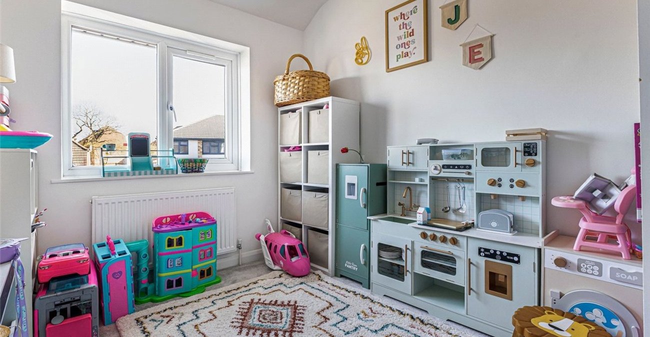 4 bedroom house for sale in Orpington | Robinson Jackson