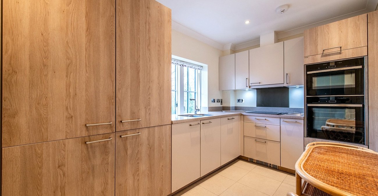 2 bedroom property for sale in Maidstone | Robinson Michael & Jackson