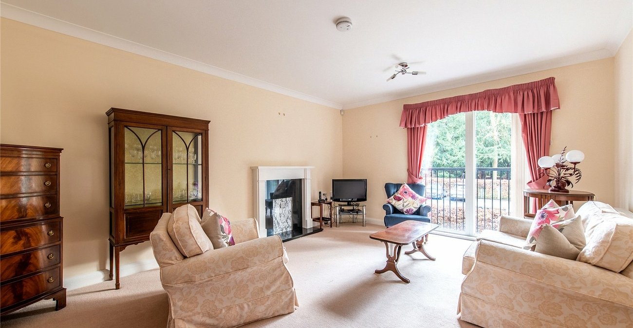 2 bedroom property for sale in Maidstone | Robinson Michael & Jackson