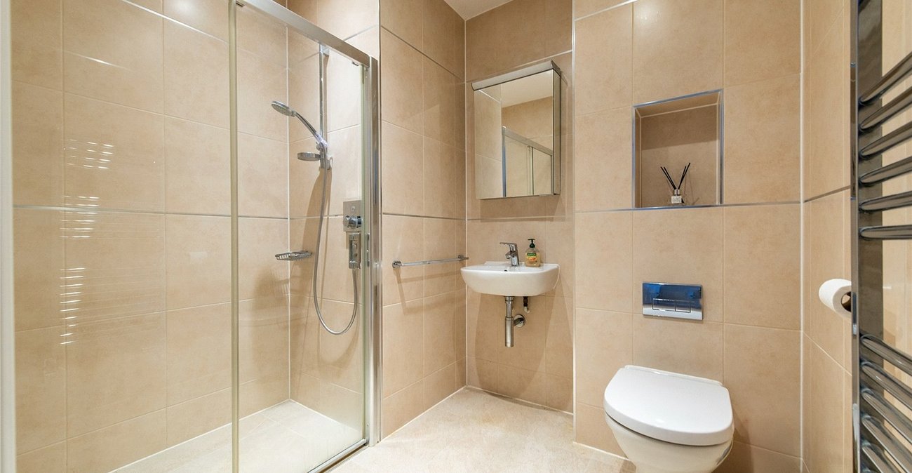 2 bedroom property for sale in Maidstone | Robinson Michael & Jackson