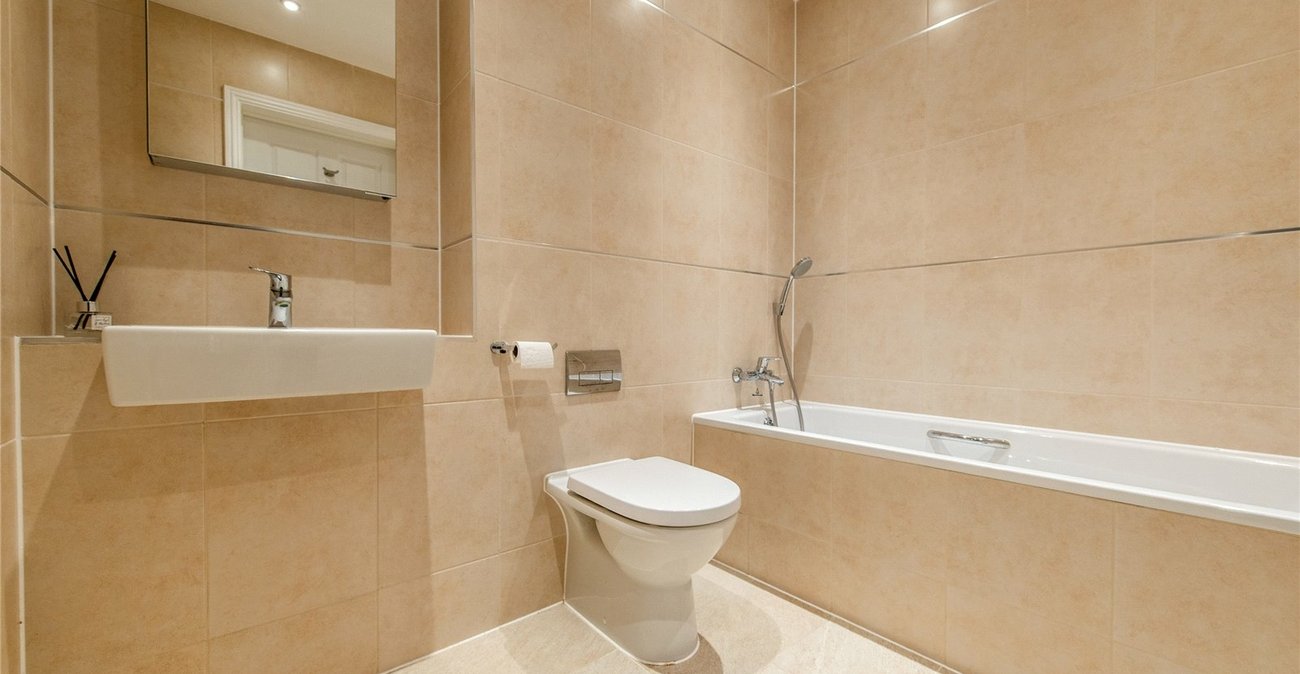 2 bedroom property for sale in Maidstone | Robinson Michael & Jackson