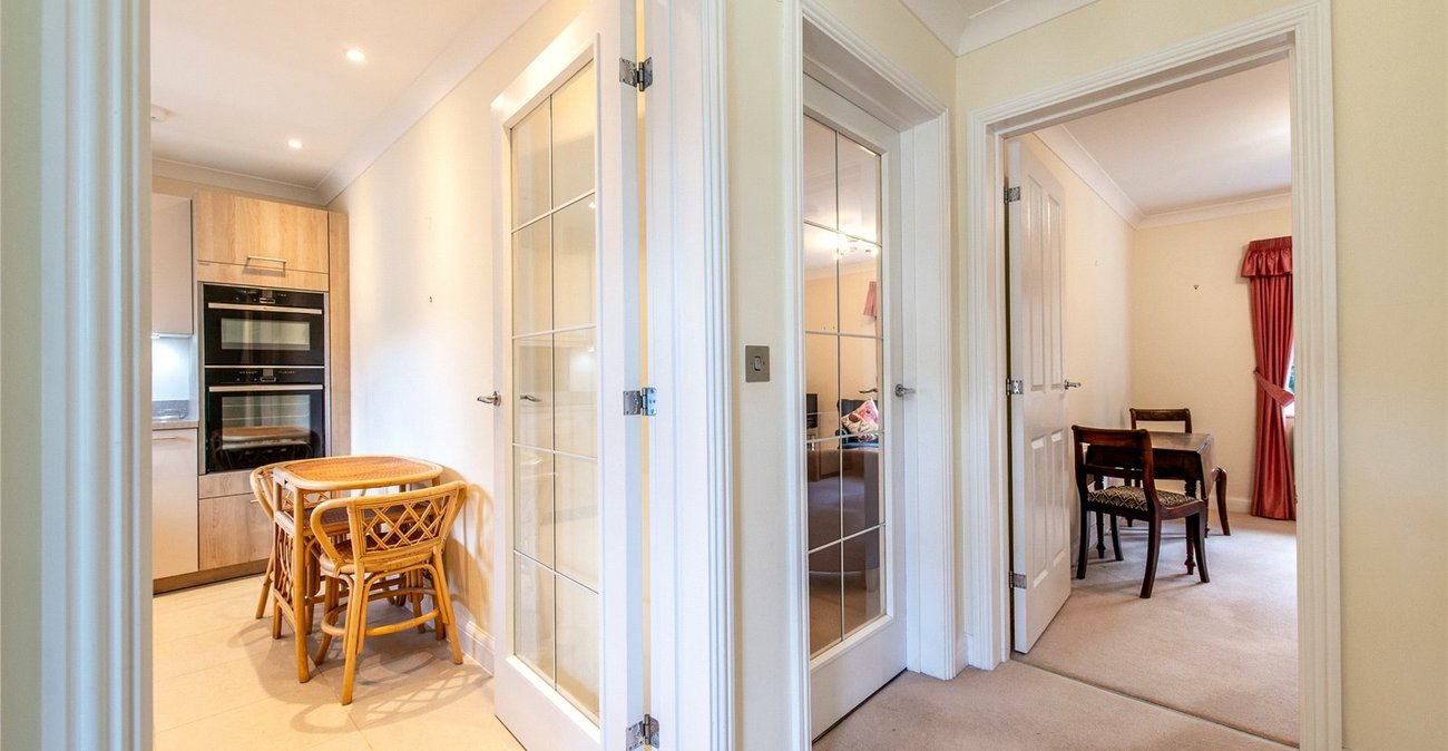 2 bedroom property for sale in Maidstone | Robinson Michael & Jackson