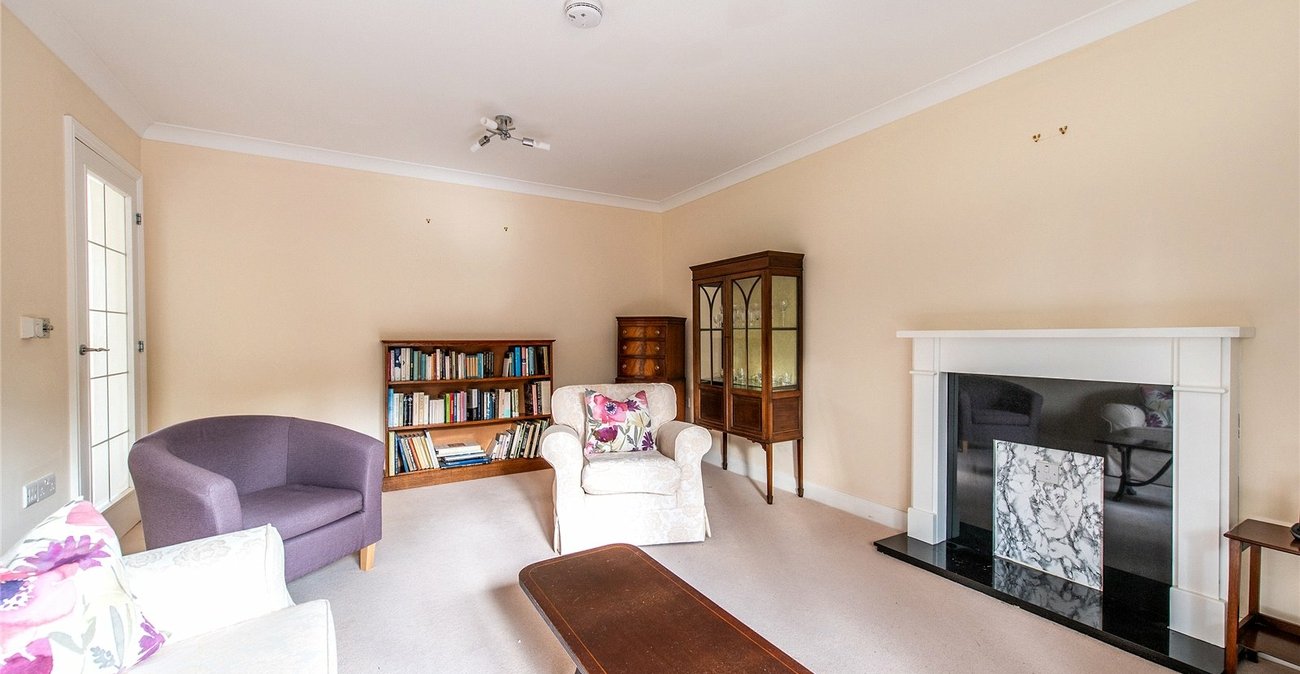 2 bedroom property for sale in Maidstone | Robinson Michael & Jackson
