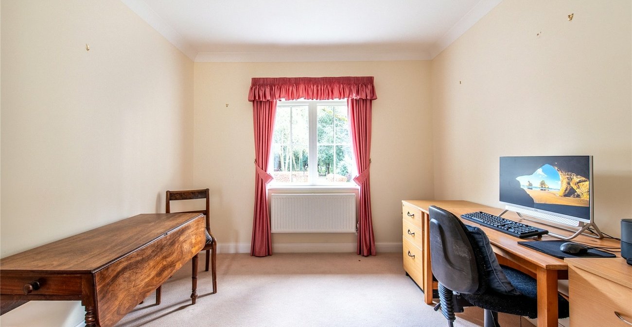 2 bedroom property for sale in Maidstone | Robinson Michael & Jackson