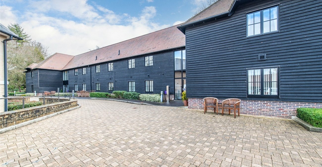 2 bedroom property for sale in Maidstone | Robinson Michael & Jackson