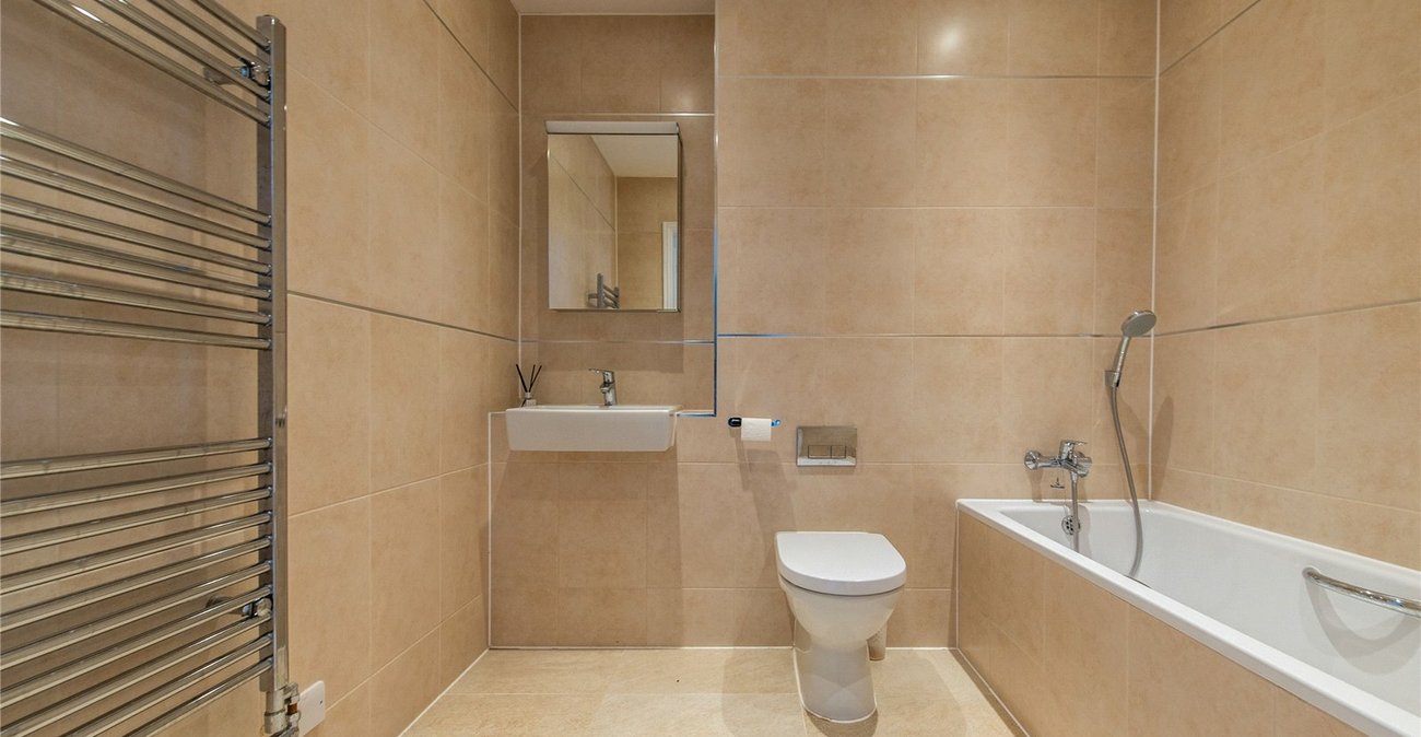 2 bedroom property for sale in Maidstone | Robinson Michael & Jackson