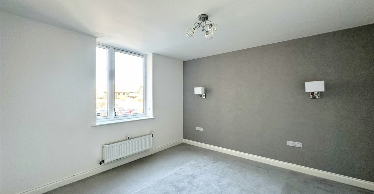 2 bedroom property for sale in Castle Hill | Robinson Jackson