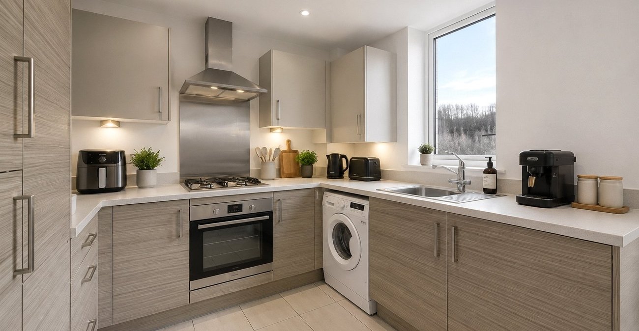 2 bedroom property for sale in Castle Hill | Robinson Jackson