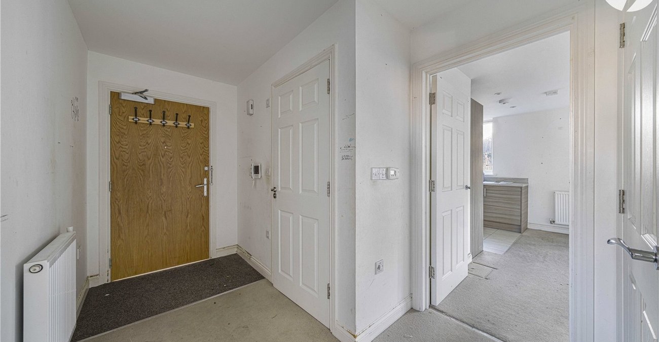 2 bedroom property for sale in Castle Hill | Robinson Jackson