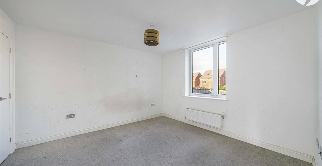 2 bedroom property for sale in Castle Hill | Robinson Jackson