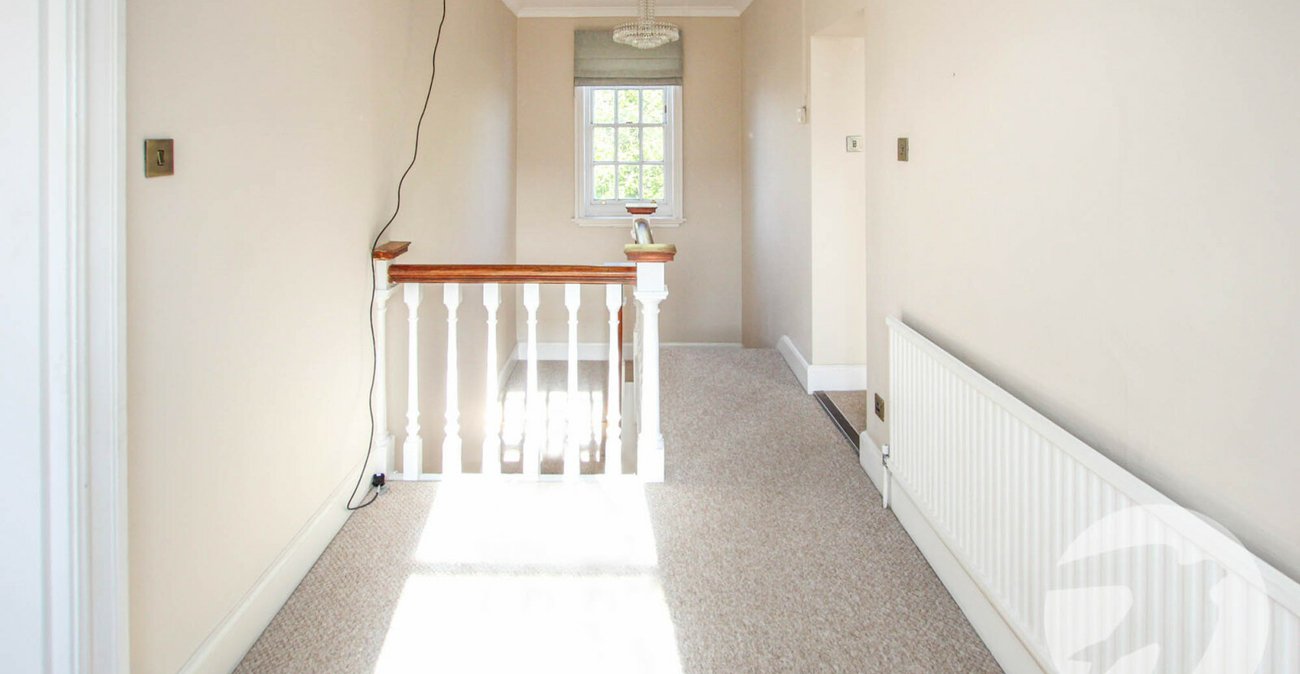 1 bedroom property for sale in London | Robinson Jackson