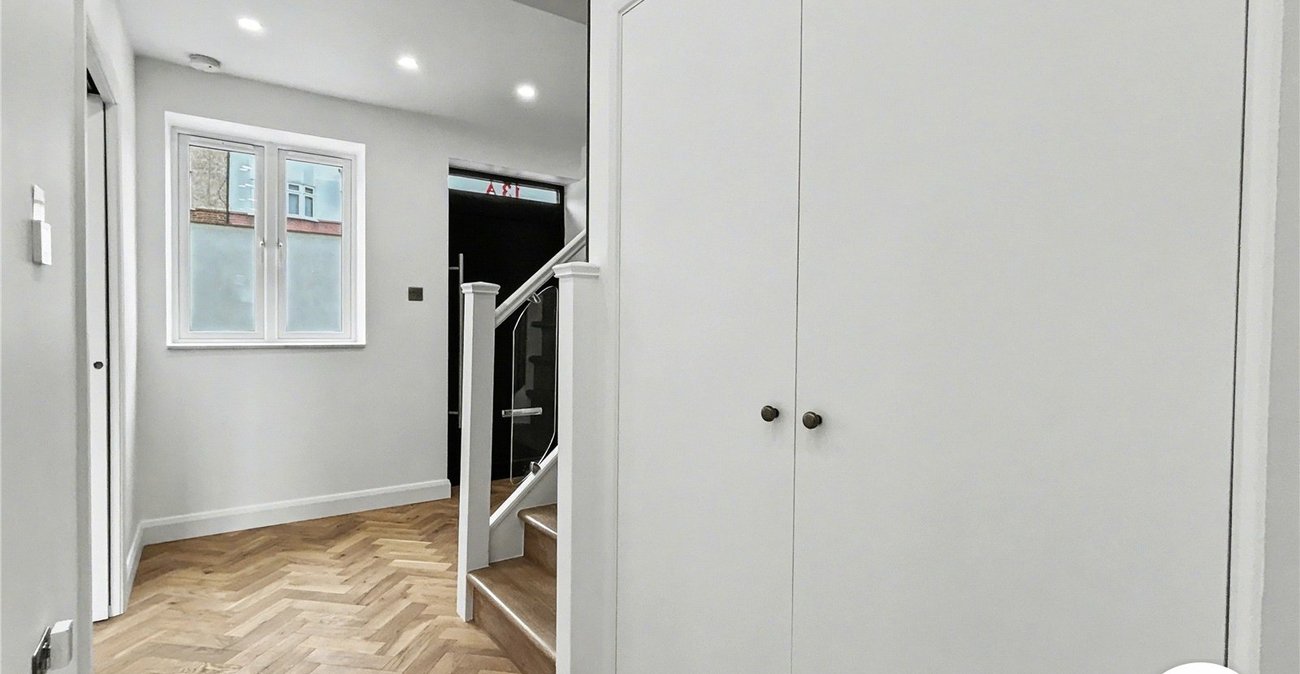 3 bedroom house for sale in Sidcup | Robinson Jackson