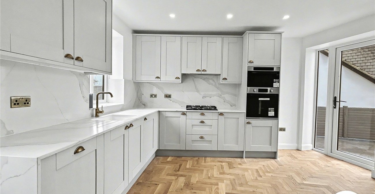 3 bedroom house for sale in Sidcup | Robinson Jackson