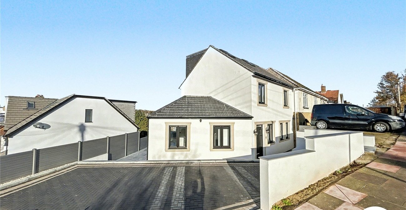 3 bedroom house for sale in Sidcup | Robinson Jackson