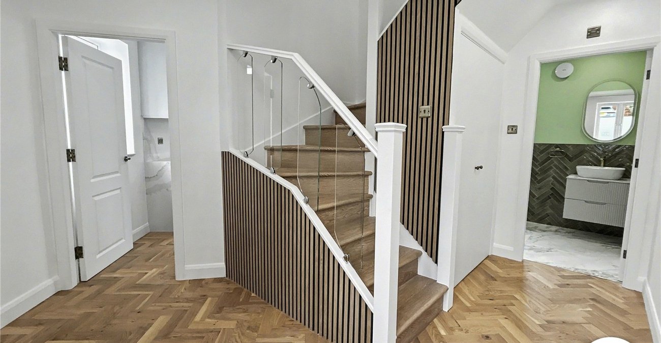 3 bedroom house for sale in Sidcup | Robinson Jackson