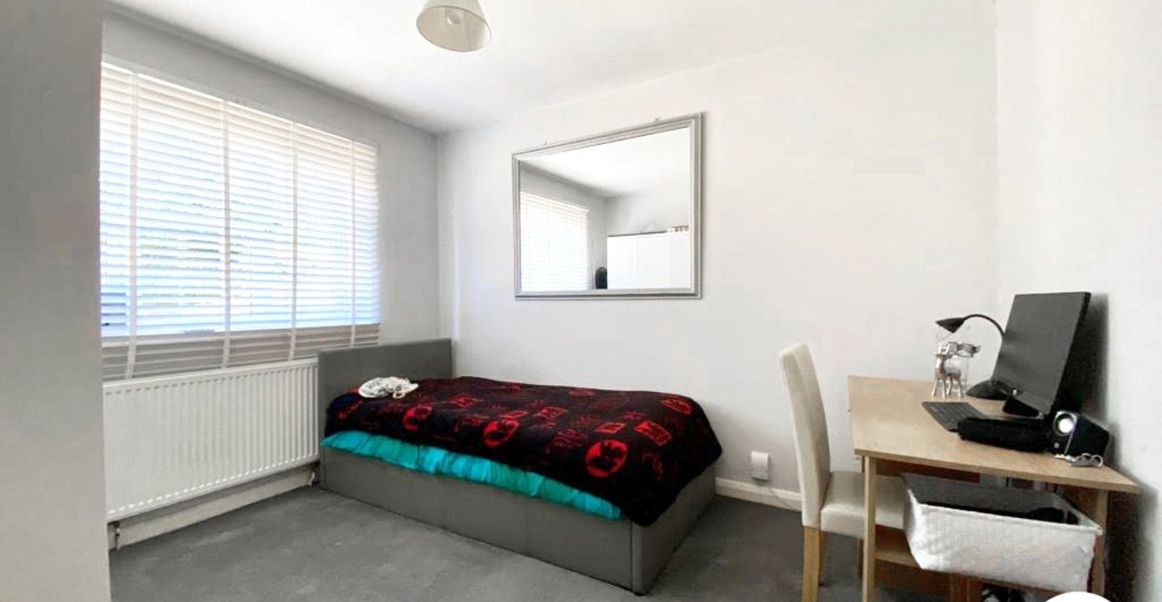 2 bedroom property for sale in Lewisham | Robinson Jackson