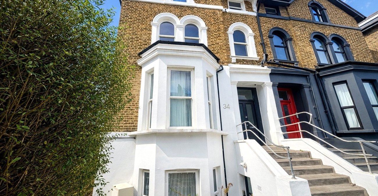 1 bedroom property for sale in London | Robinson Jackson