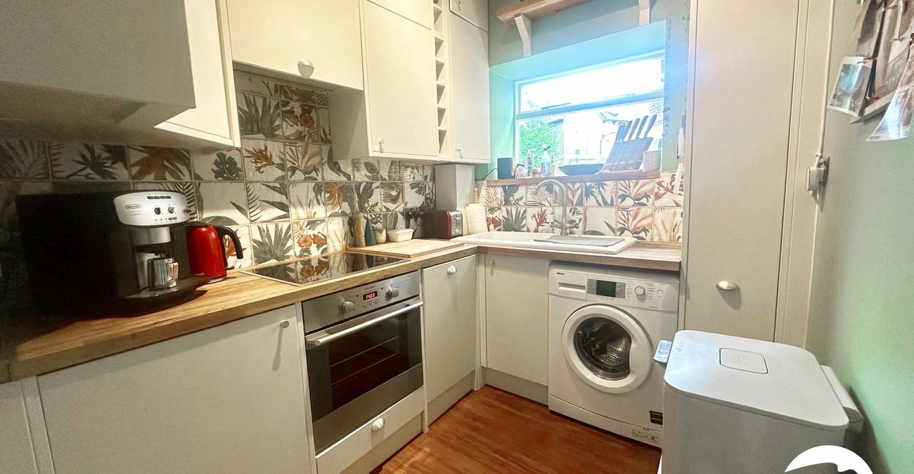 1 bedroom property for sale in London | Robinson Jackson