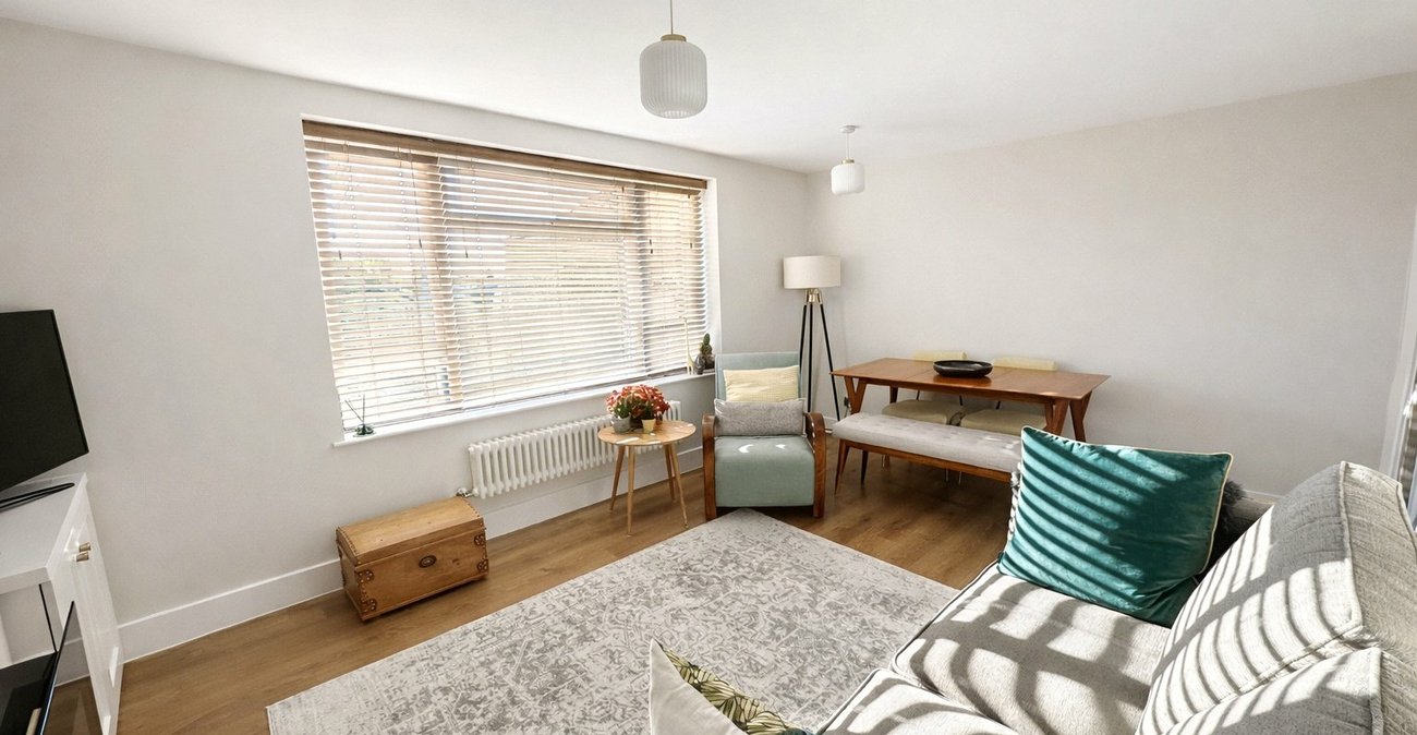 1 bedroom property for sale in London | Robinson Jackson