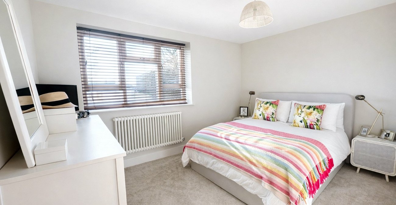 1 bedroom property for sale in London | Robinson Jackson
