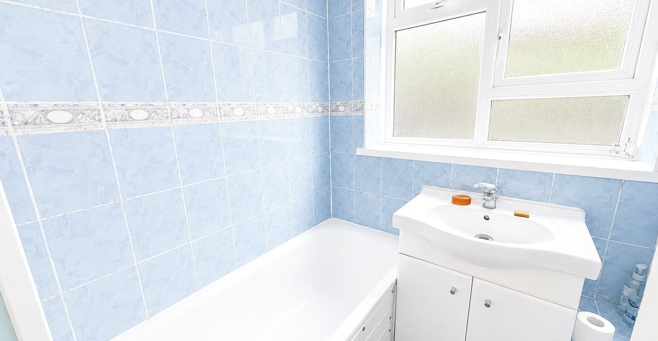 1 bedroom property for sale in London | Robinson Jackson