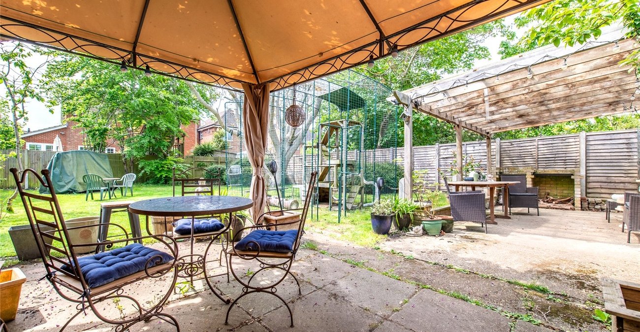 3 bedroom house for sale in Rochester | Robinson Michael & Jackson
