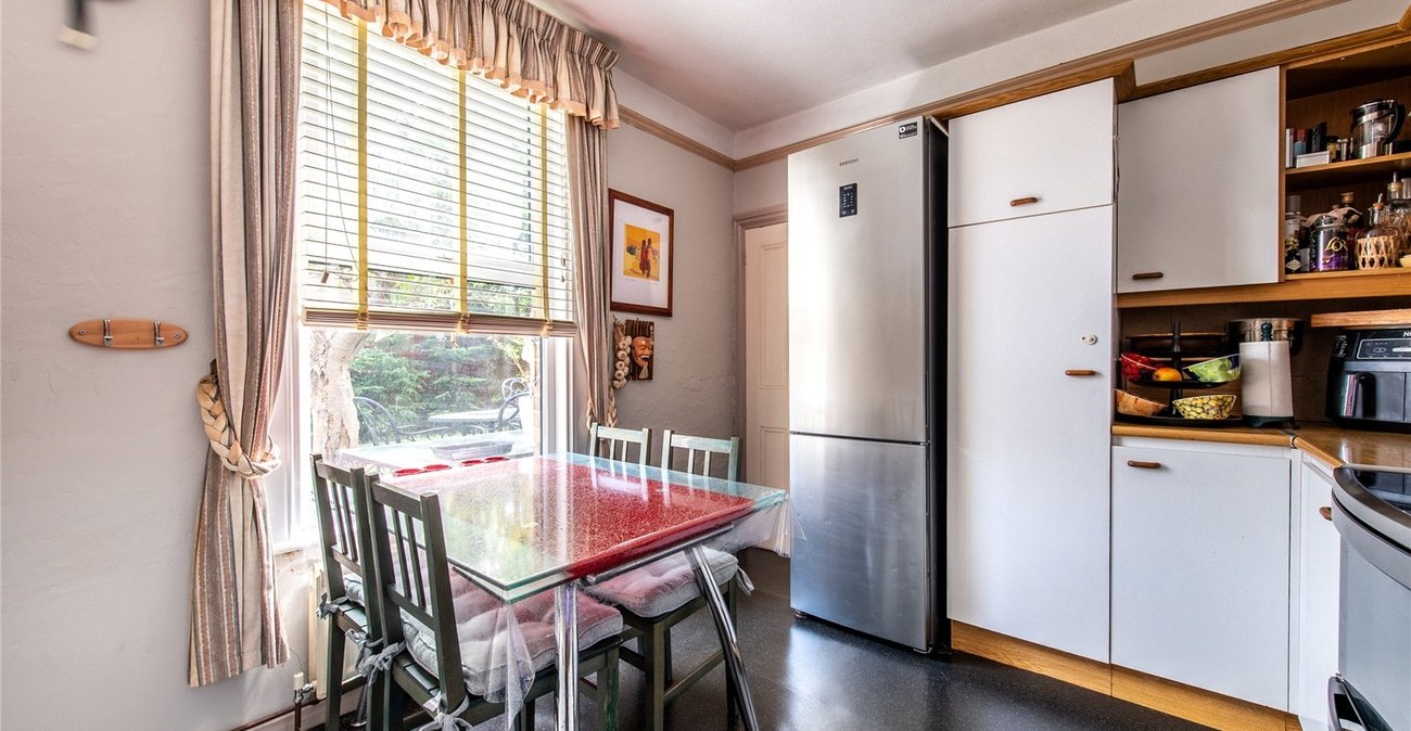 3 bedroom house for sale in Rochester | Robinson Michael & Jackson