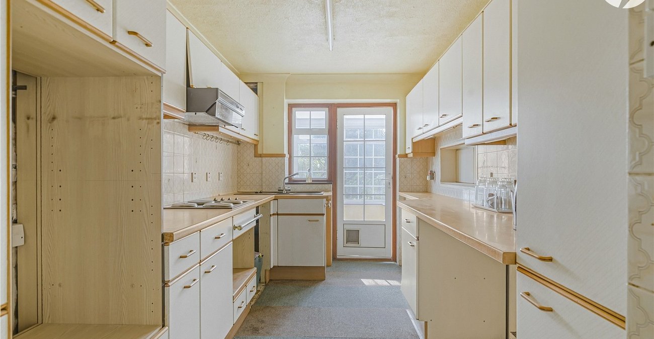 3 bedroom house for sale in Greenhithe | Robinson Jackson