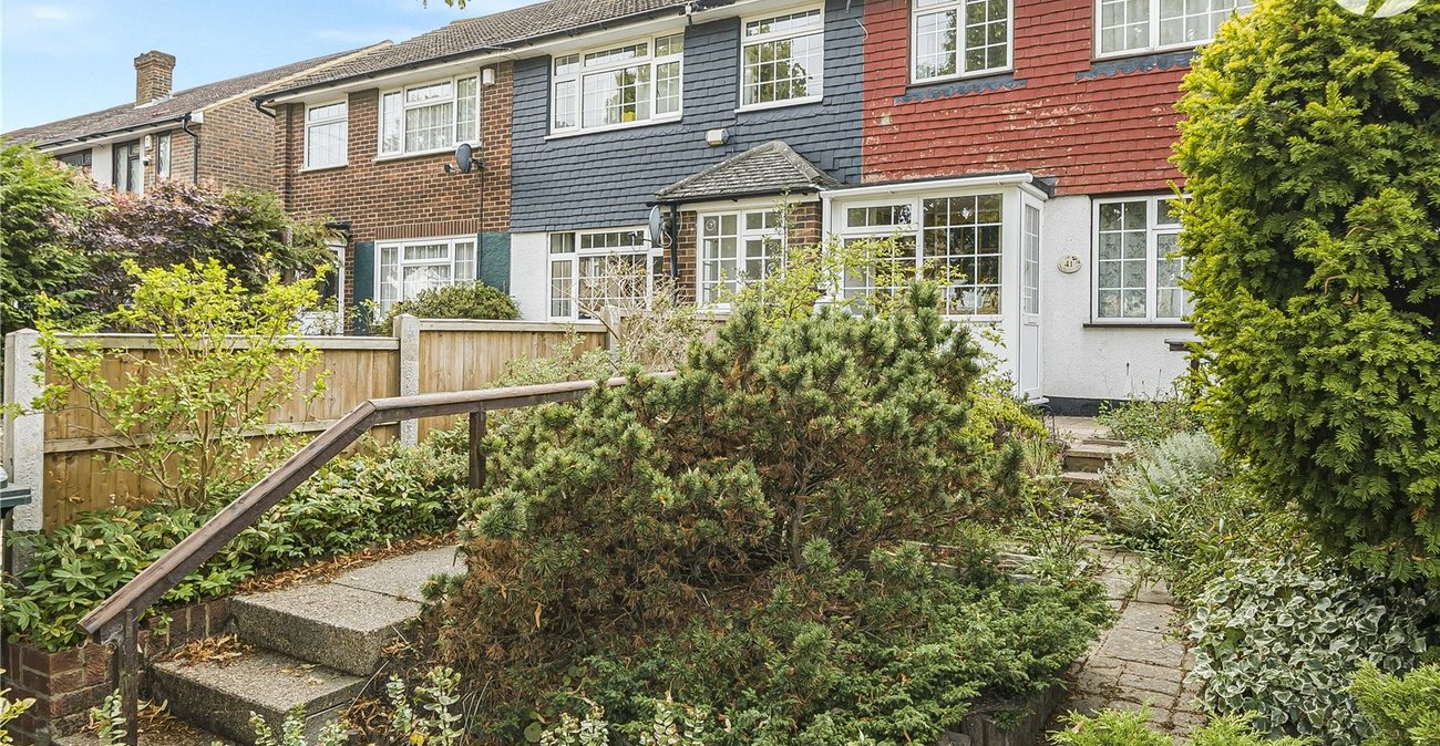 3 bedroom house for sale in Greenhithe | Robinson Jackson