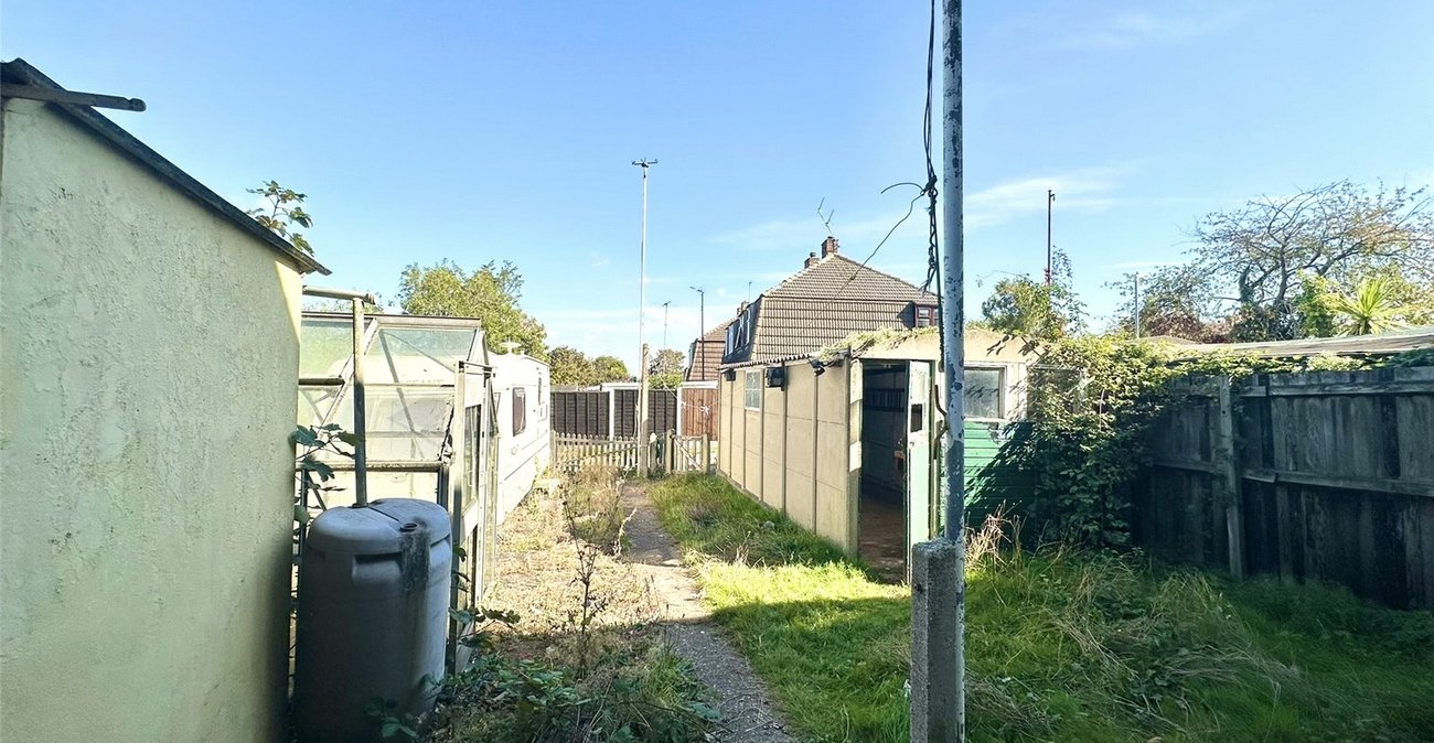 3 bedroom house for sale in Greenhithe | Robinson Jackson