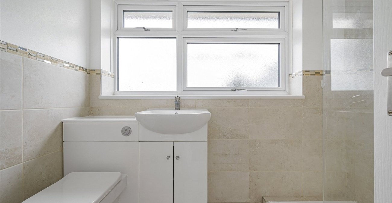 3 bedroom house for sale in Greenhithe | Robinson Jackson
