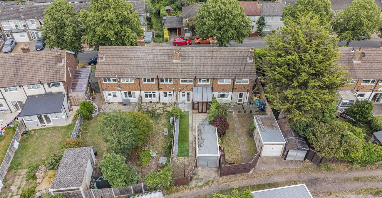 3 bedroom house for sale in Greenhithe | Robinson Jackson
