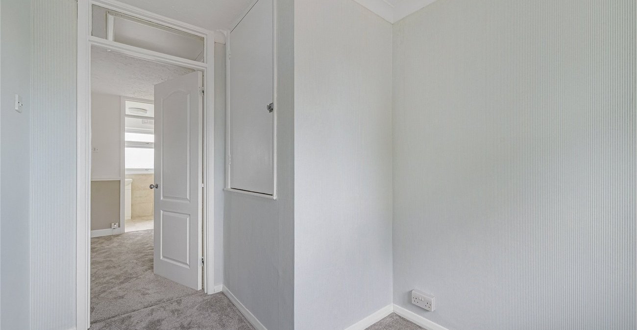 3 bedroom house for sale in Greenhithe | Robinson Jackson