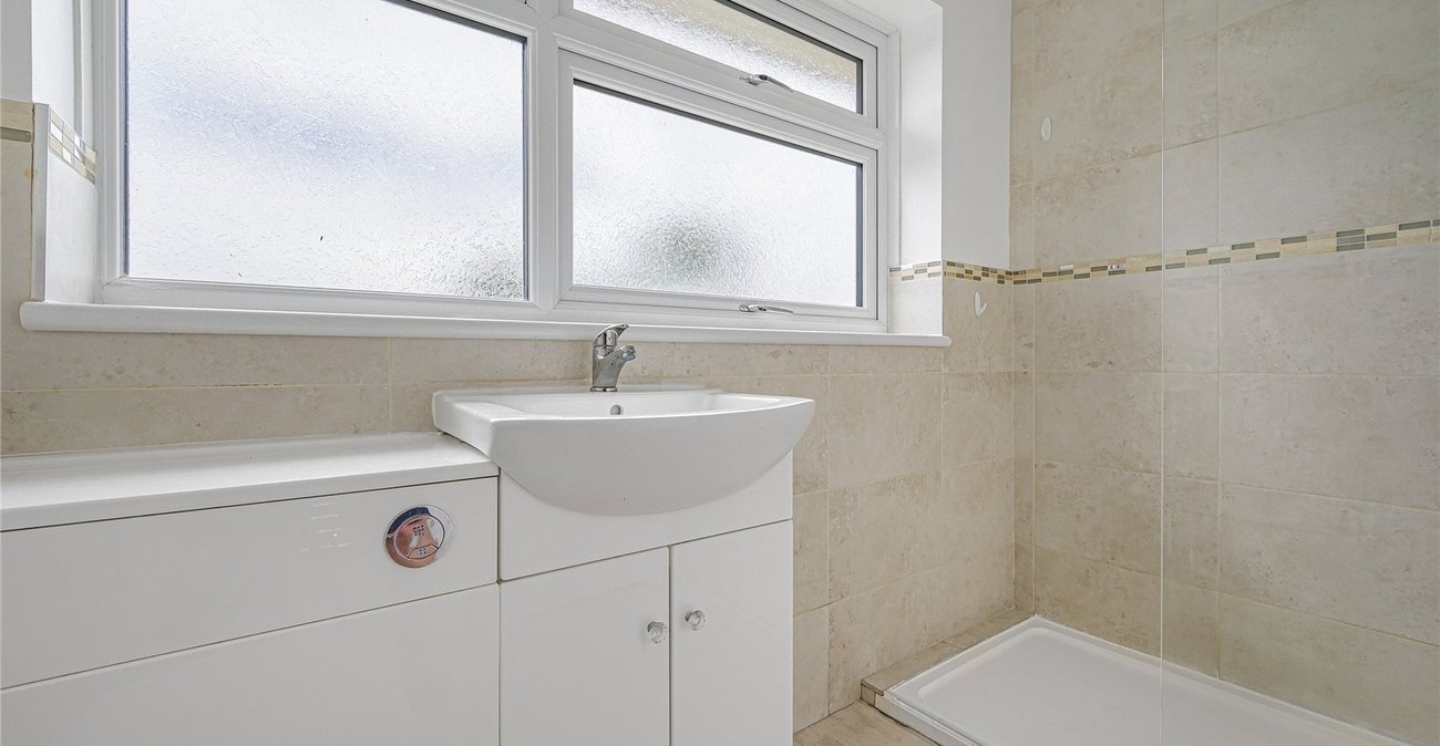 3 bedroom house for sale in Greenhithe | Robinson Jackson