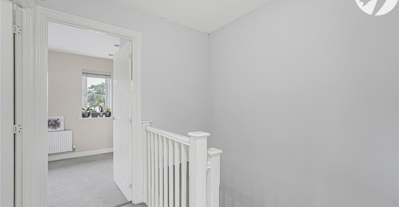 2 bedroom house for sale in Dartford | Robinson Jackson