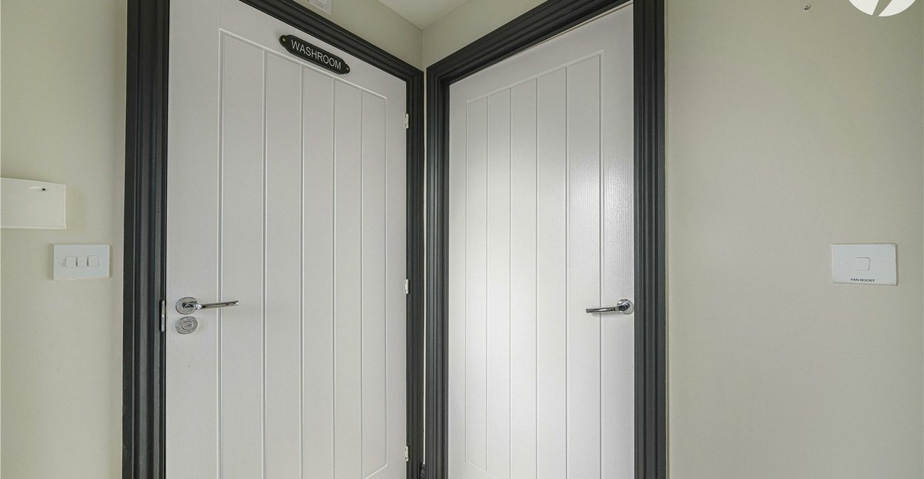 2 bedroom house for sale in Dartford | Robinson Jackson