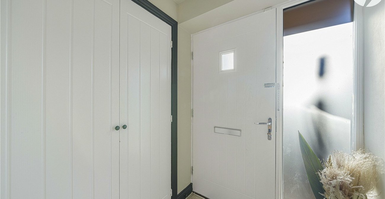 2 bedroom house for sale in Dartford | Robinson Jackson