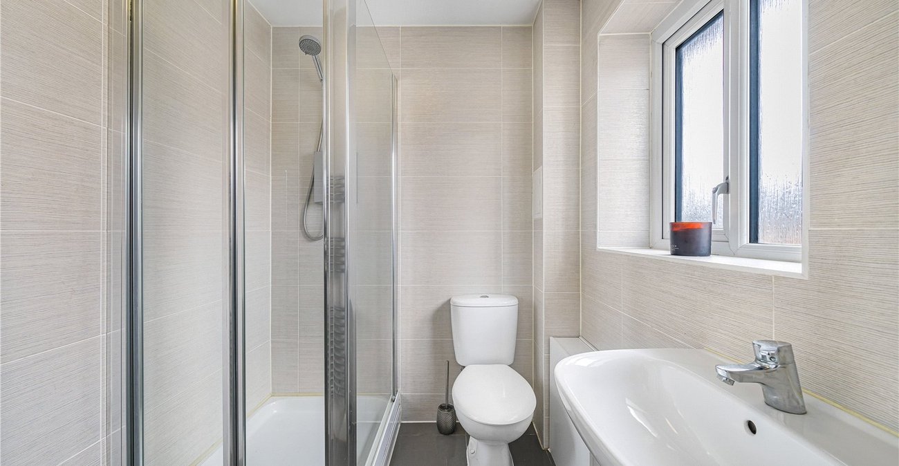 3 bedroom house for sale in Dartford | Robinson Jackson