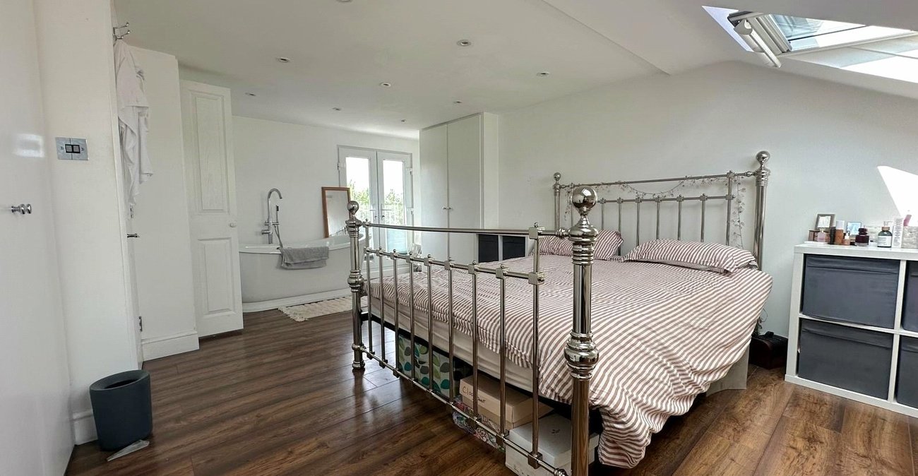 4 bedroom house for sale in Catford | Robinson Jackson