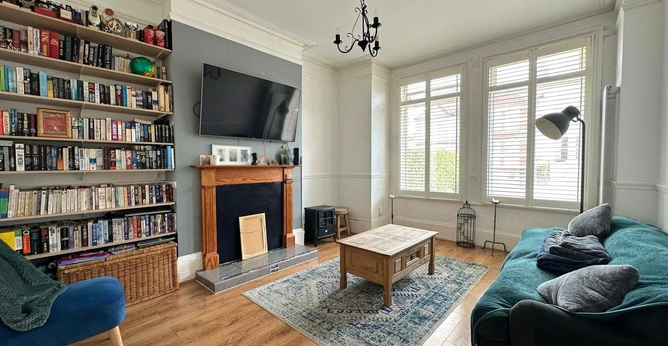4 bedroom house for sale in Catford | Robinson Jackson