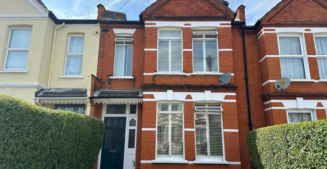 4 bedroom house for sale in Catford | Robinson Jackson