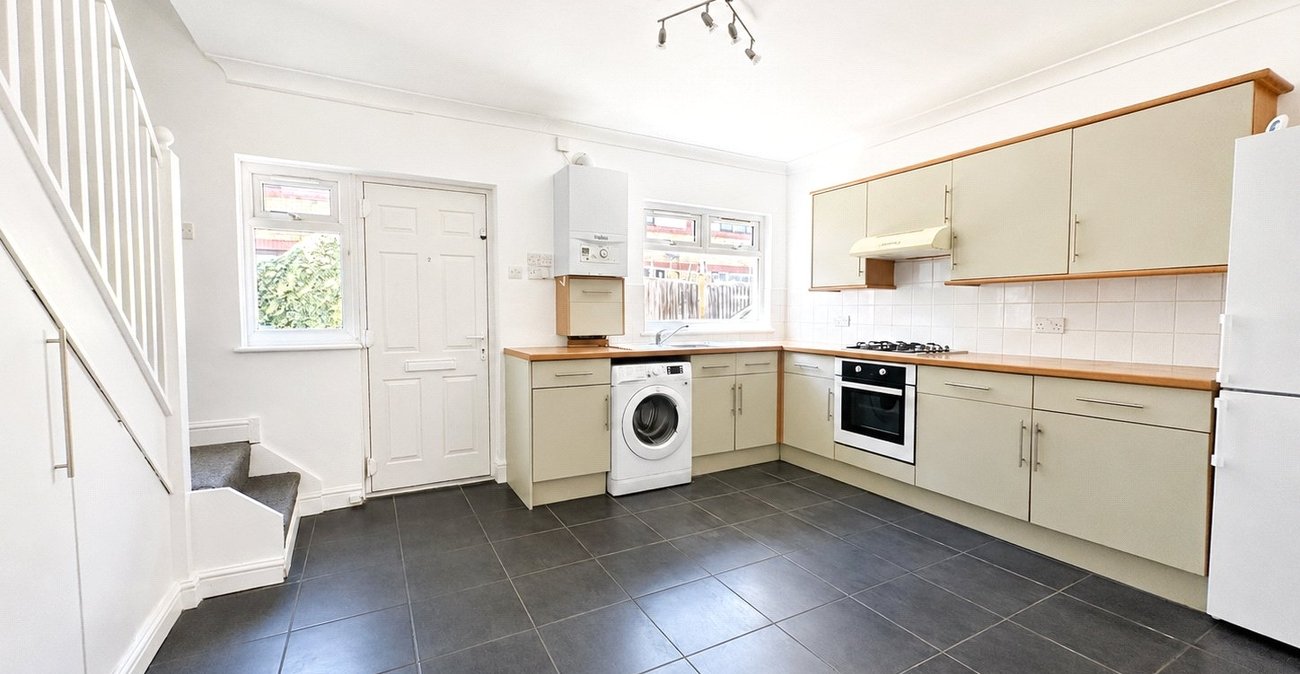 1 bedroom house for sale in London | Robinson Jackson