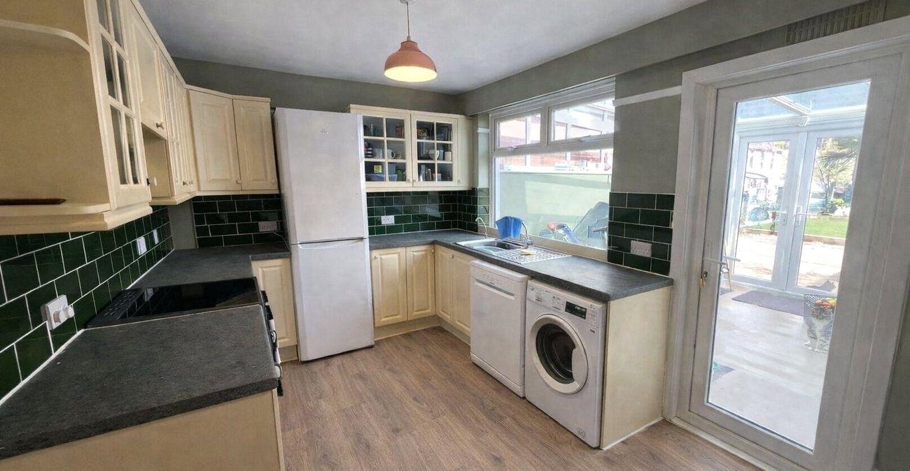 2 bedroom house for sale in Bexley | Robinson Jackson