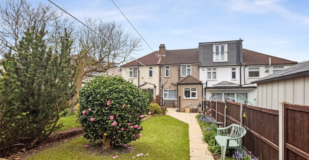 2 bedroom house for sale in Bexley | Robinson Jackson