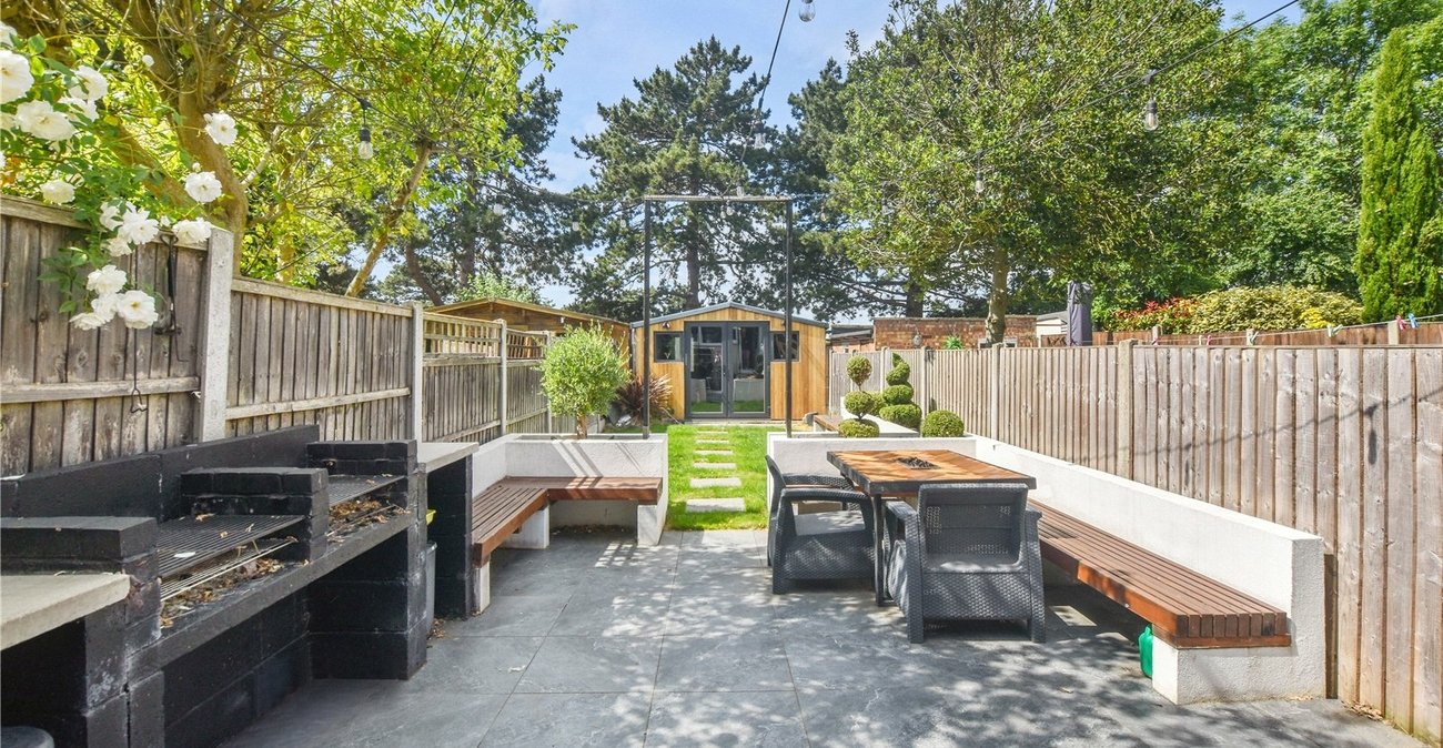 2 bedroom house for sale in Bexley | Robinson Jackson