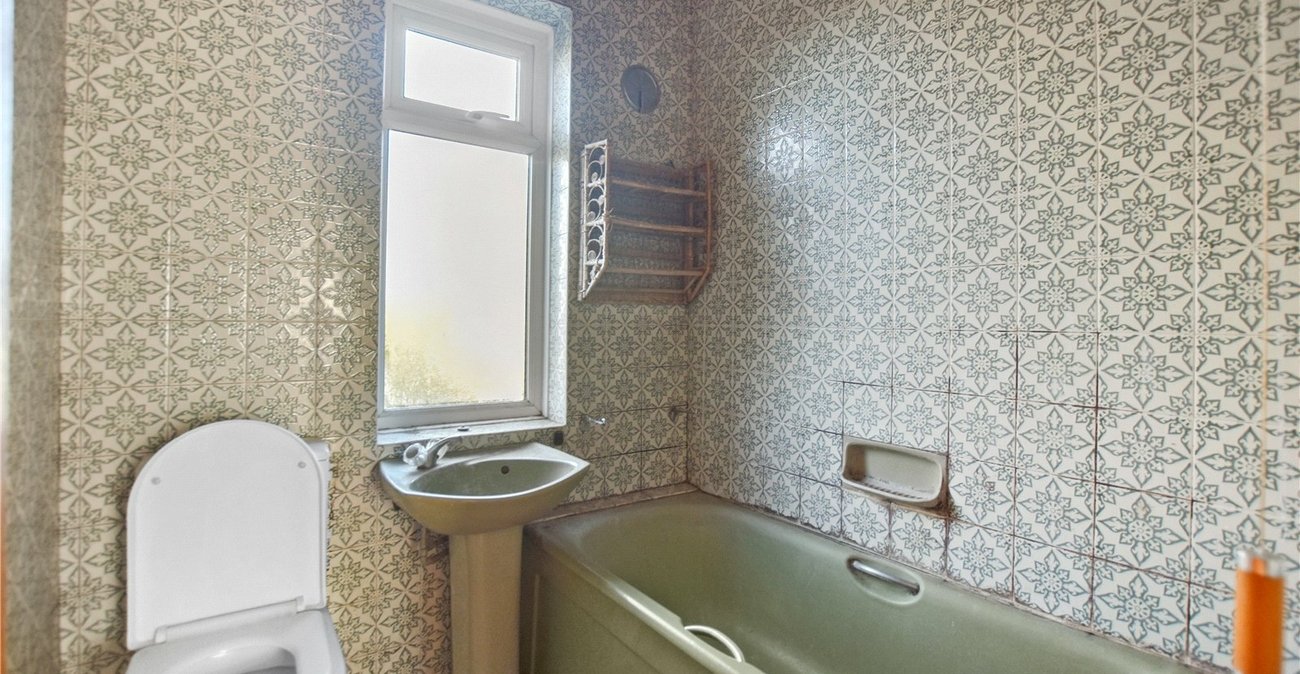 2 bedroom house for sale in Bexley | Robinson Jackson