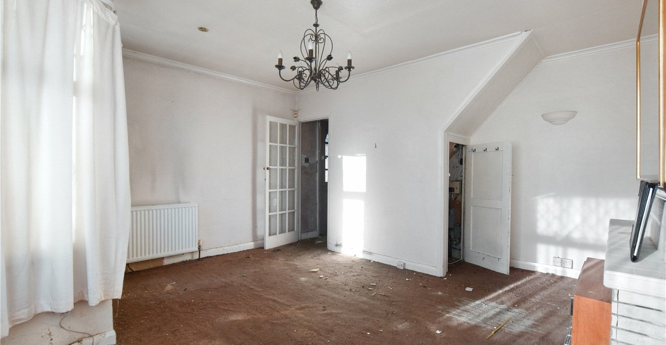 2 bedroom house for sale in Bexley | Robinson Jackson