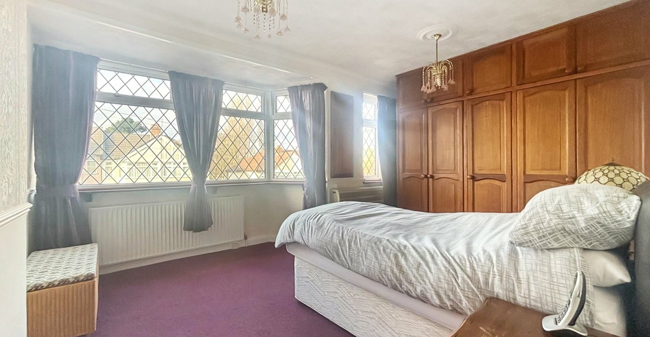 2 bedroom house for sale in Bexley | Robinson Jackson