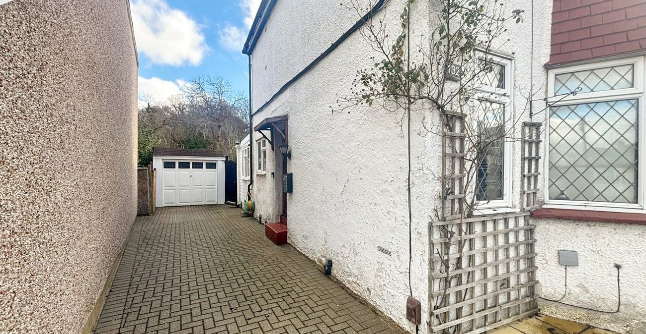 2 bedroom house for sale in Bexley | Robinson Jackson