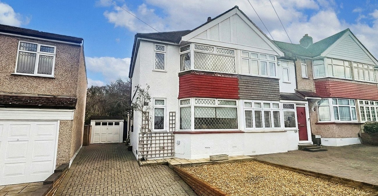 2 bedroom house for sale in Bexley | Robinson Jackson
